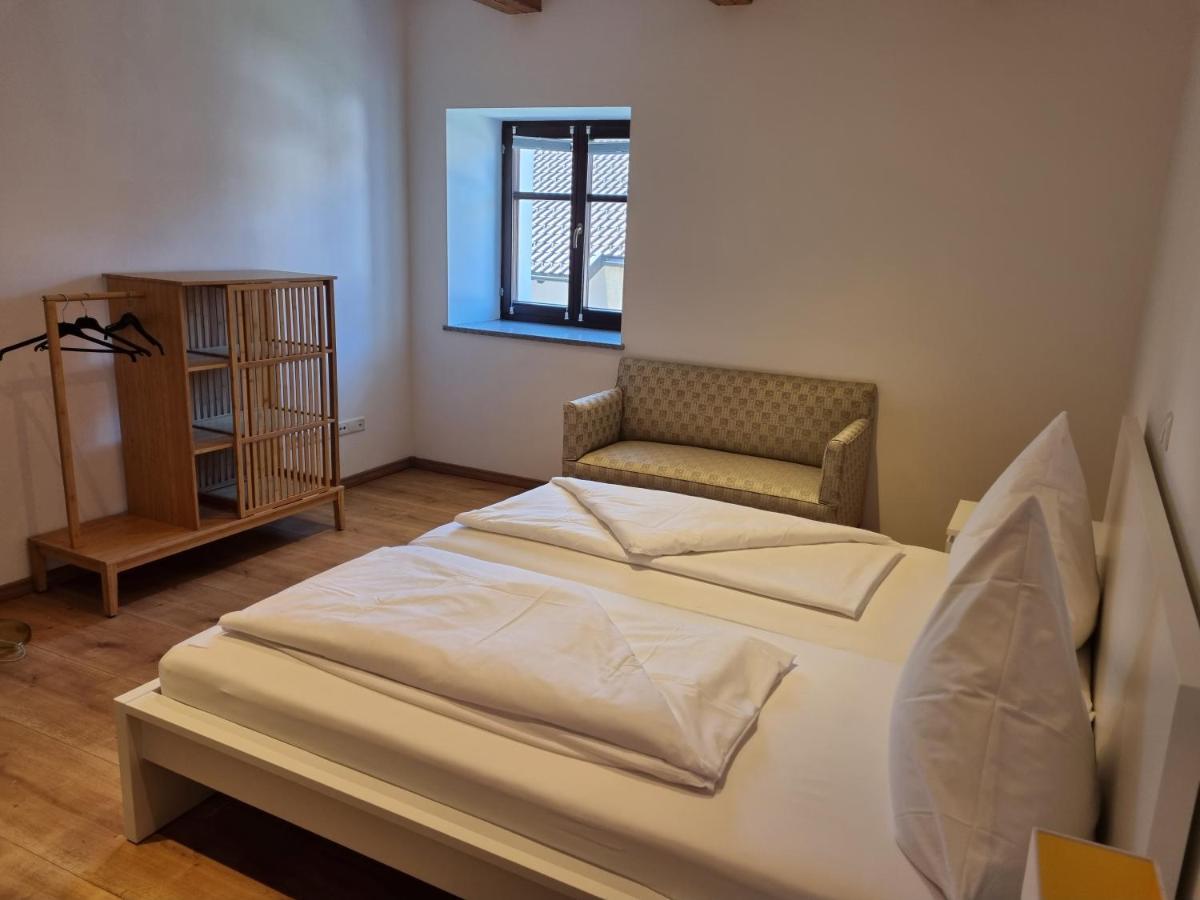 פרייאונג Ferienwohnung Kreuzberg מראה חיצוני תמונה