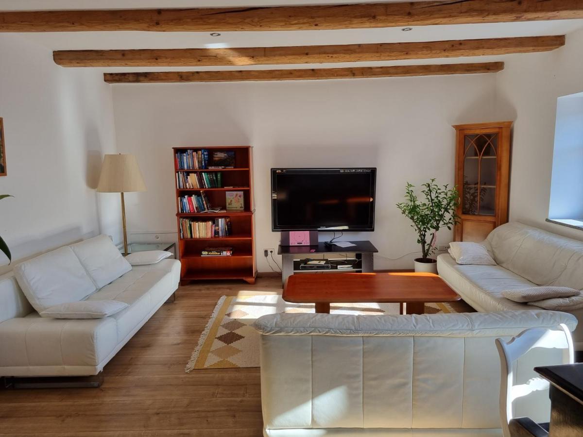 פרייאונג Ferienwohnung Kreuzberg מראה חיצוני תמונה